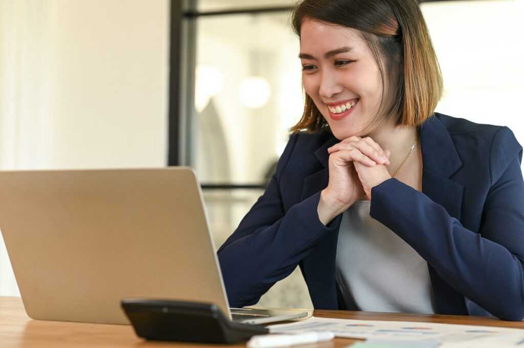 Business women meeting online.